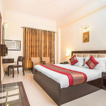 Oyo 14245 Amitabh Guest House New Delhi Eksteriør bilde