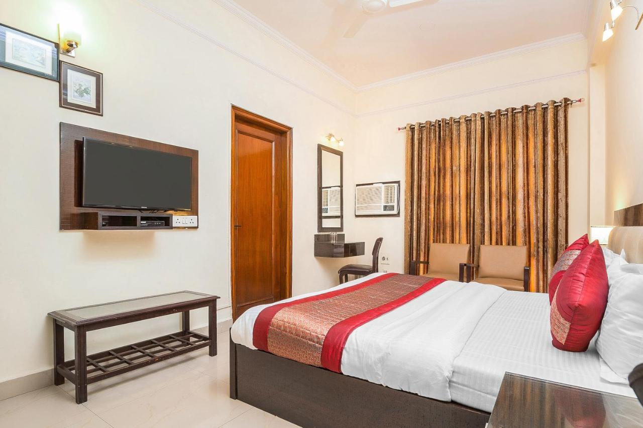 Oyo 14245 Amitabh Guest House New Delhi Eksteriør bilde