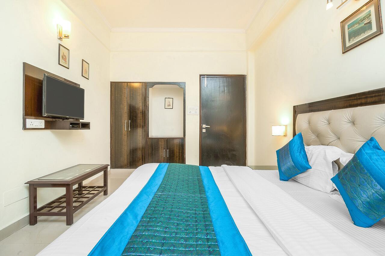 Oyo 14245 Amitabh Guest House New Delhi Eksteriør bilde